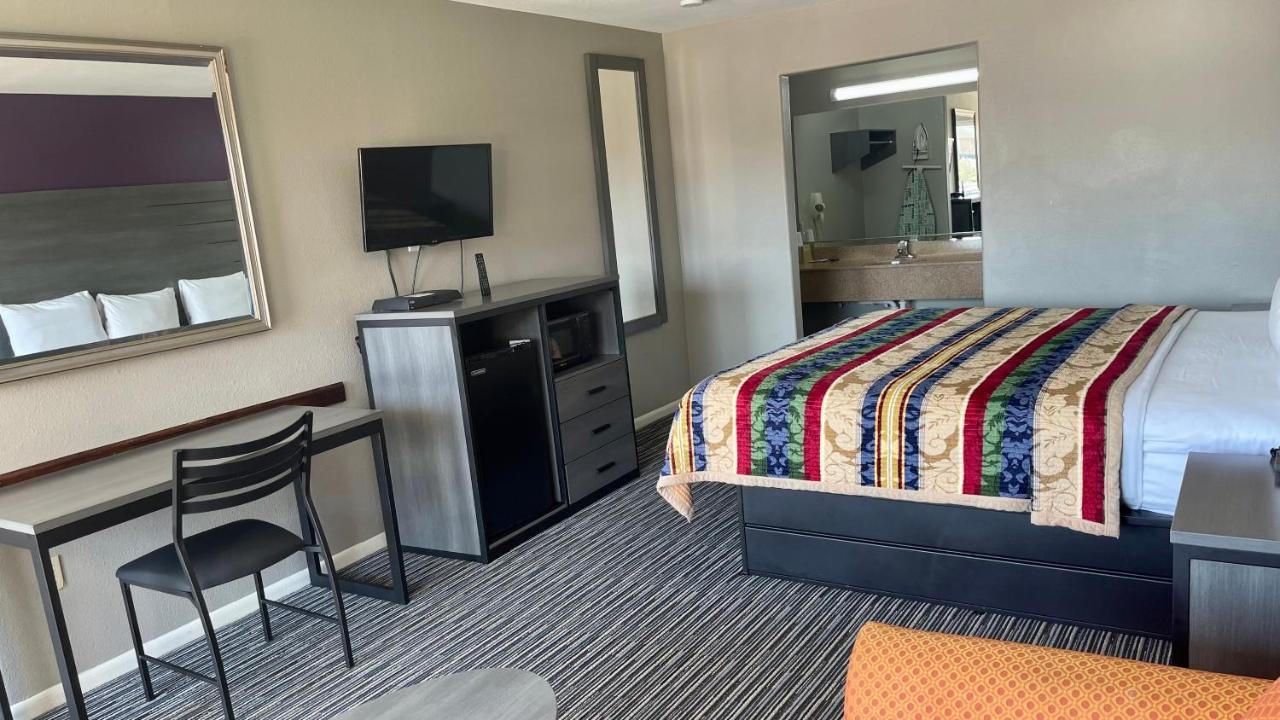 Executive Inn And Suites Хюстън Екстериор снимка