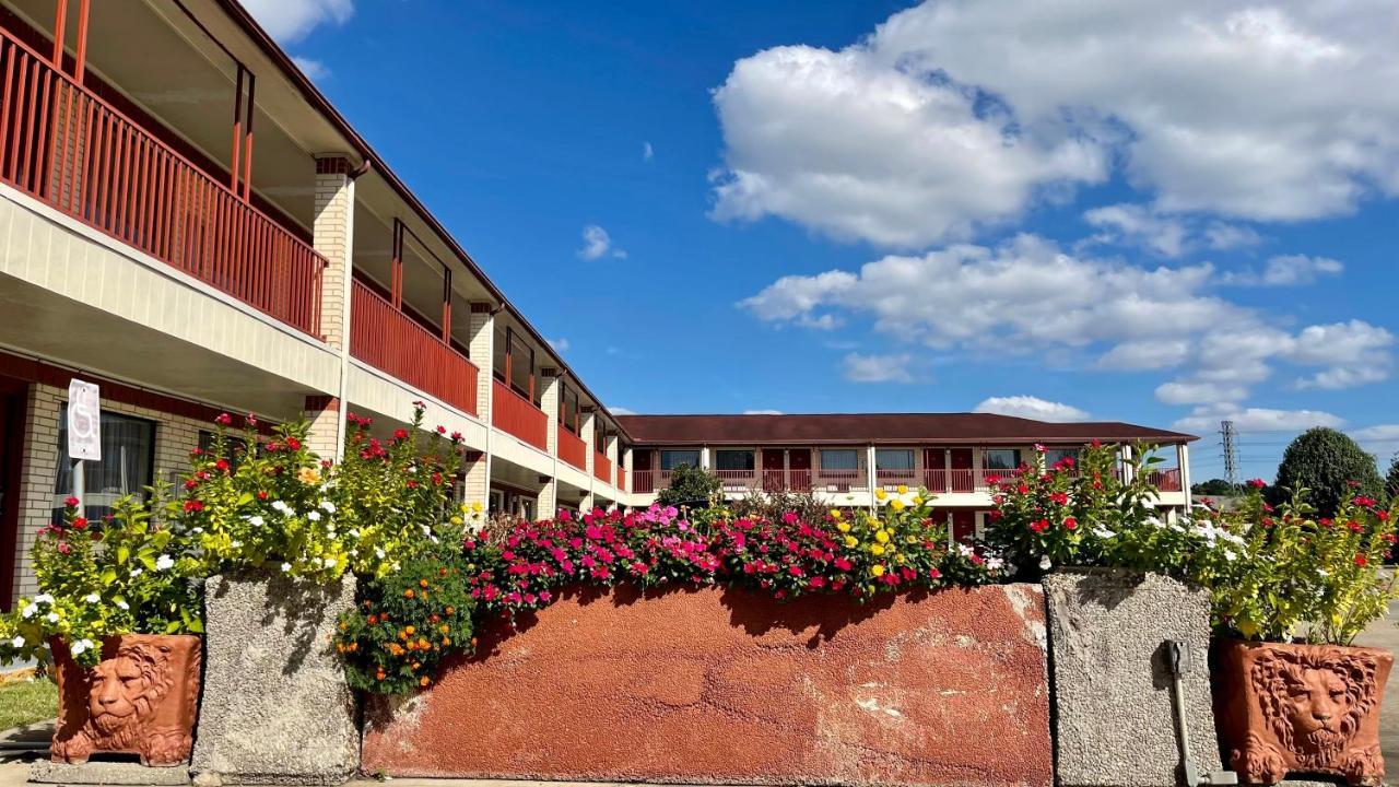 Executive Inn And Suites Хюстън Екстериор снимка